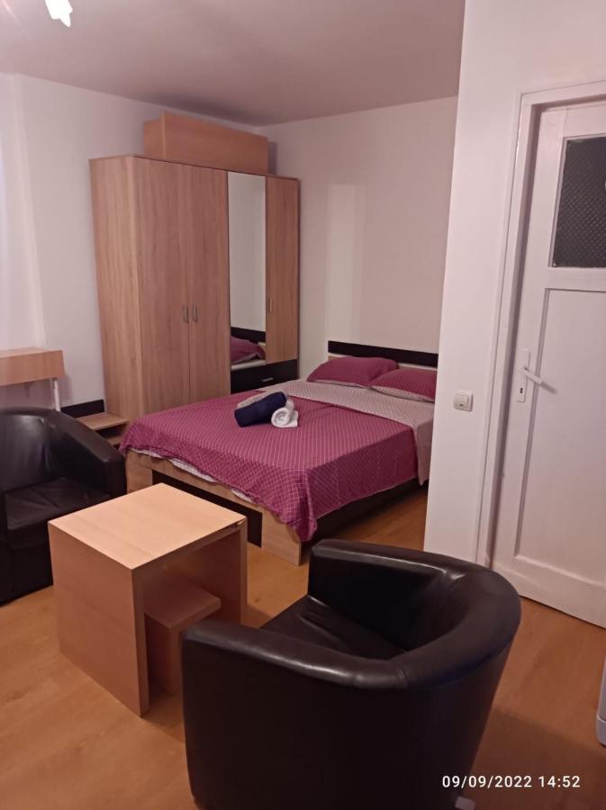 Central Best Cozy In Apartment Bucureşti Ngoại thất bức ảnh